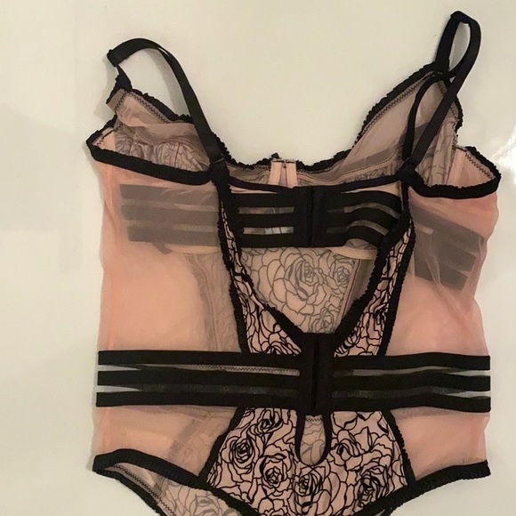 SOLD - Picture 3 of 4